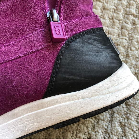 Girls Sz 4 (Women’s Sz 5.5) UGG Turlock Waterproof Snow Boot - Picture 5 of 12